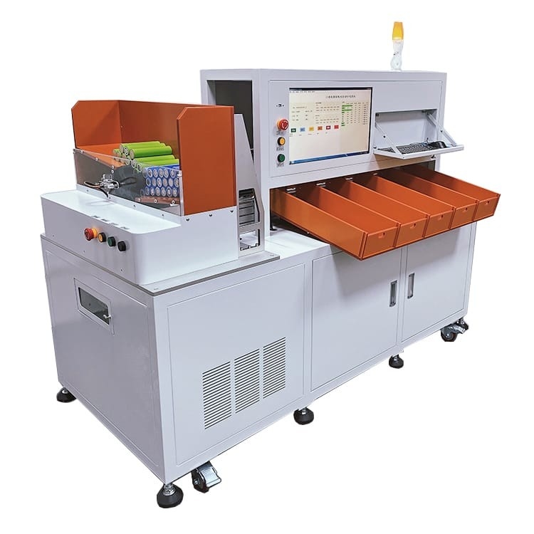 32130 32140 33130 Li-Ion Pil için 5 Kanal Silindirik Pil Ayırma Makinesi