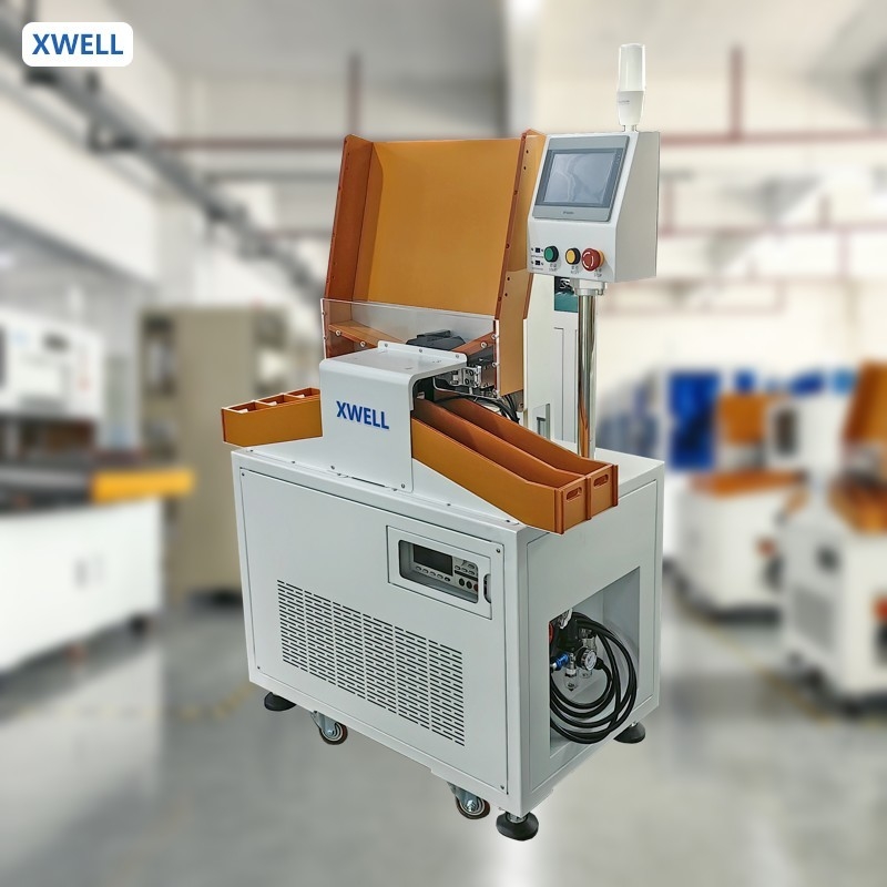 5 Kanal Otomatik Ayrılık Ayırıcı Sortlama ve Sınıflandırma Makinesi Sort Ekipmanı Lityum İyon Pil 21700 Hücre