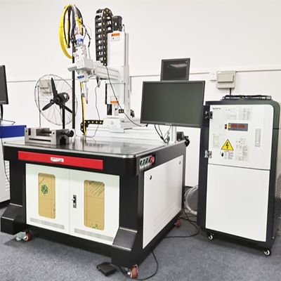 İyi bir fiyat. 2000w Pil Lazer Kaynak Makinesi, Silindirik Kese Hücre Montaj Ekipmanları çevrimiçi